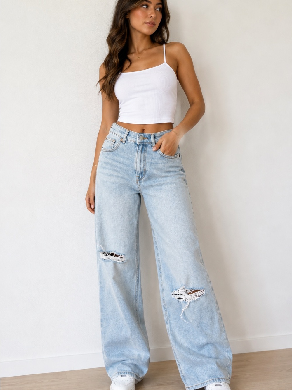 H&M Light Wash Distressed High Rise Wide Leg Jeans Size 2